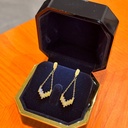 Lily earrings