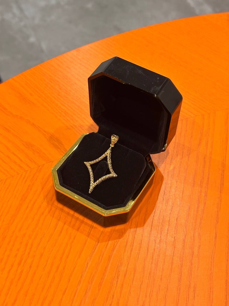 Star pendant