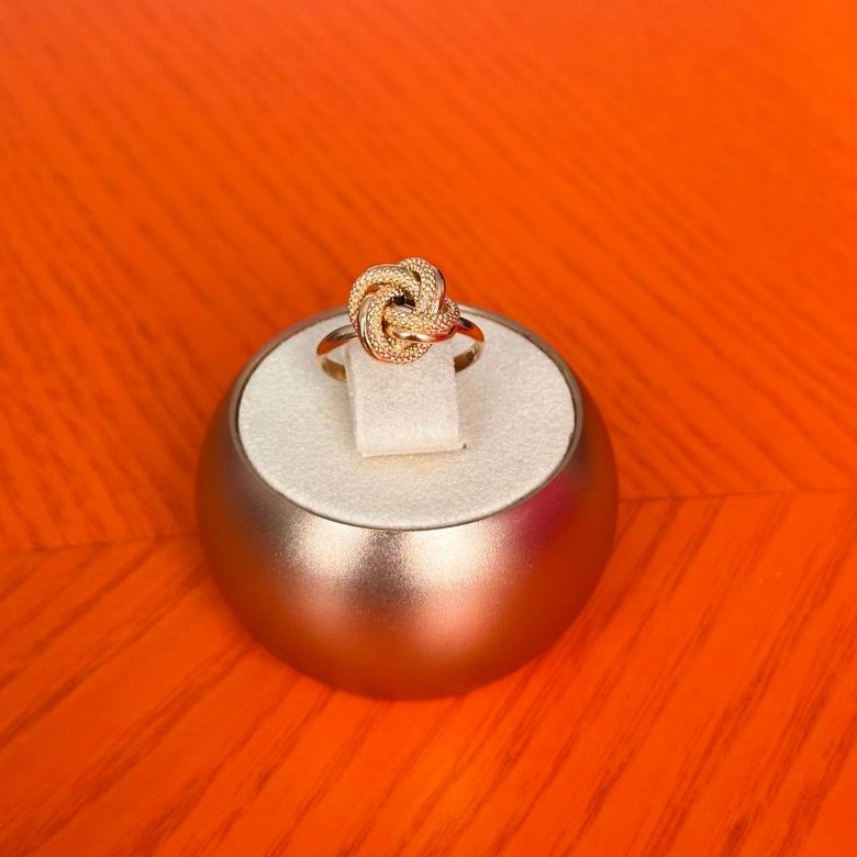Eternal Knot ring