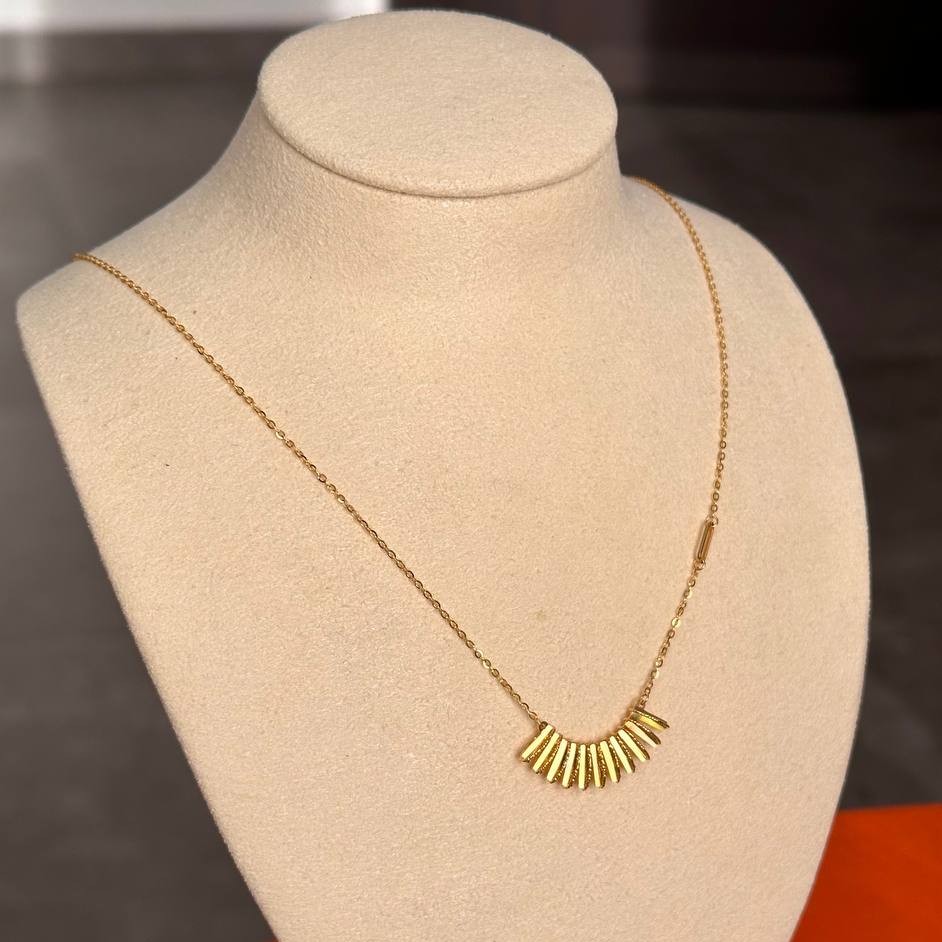 Sunset necklace 1