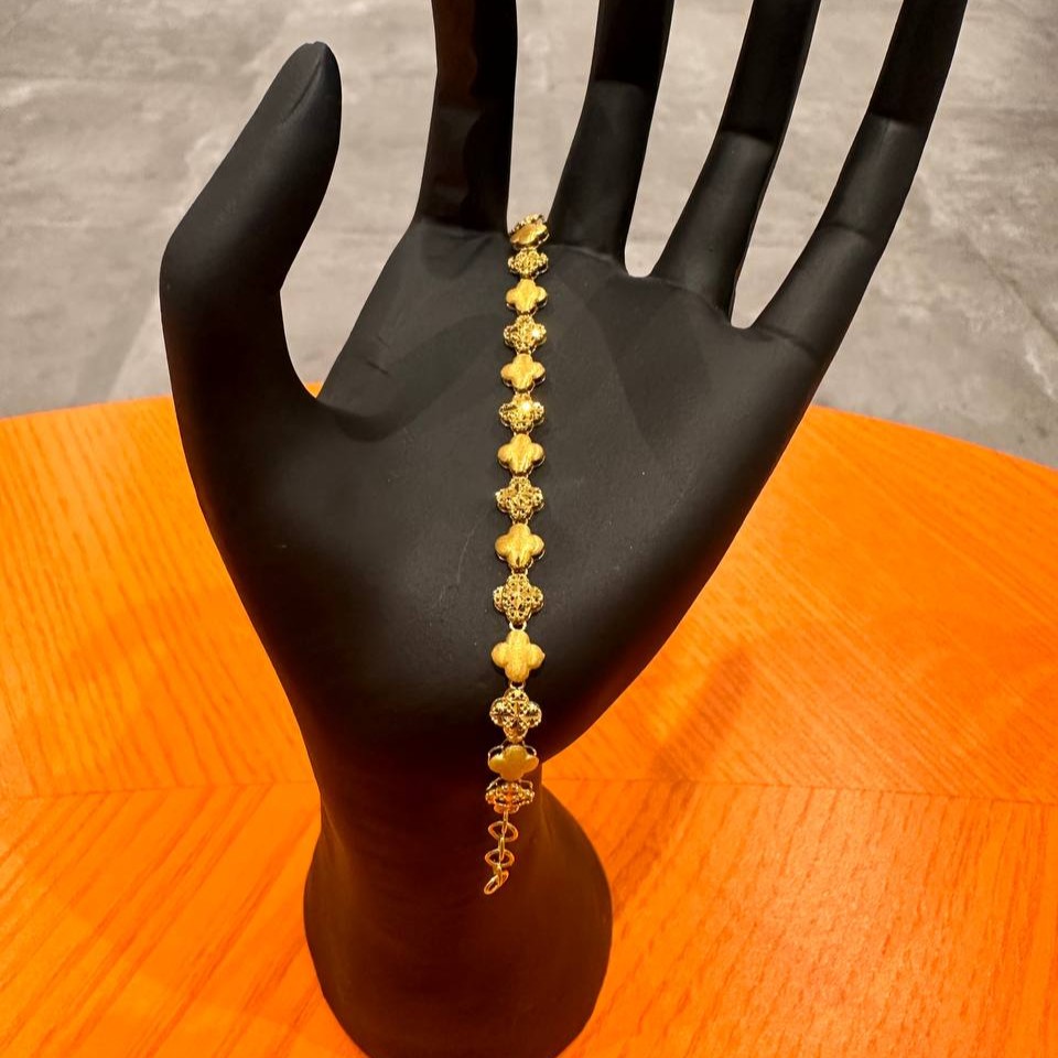 Flower Bracelet