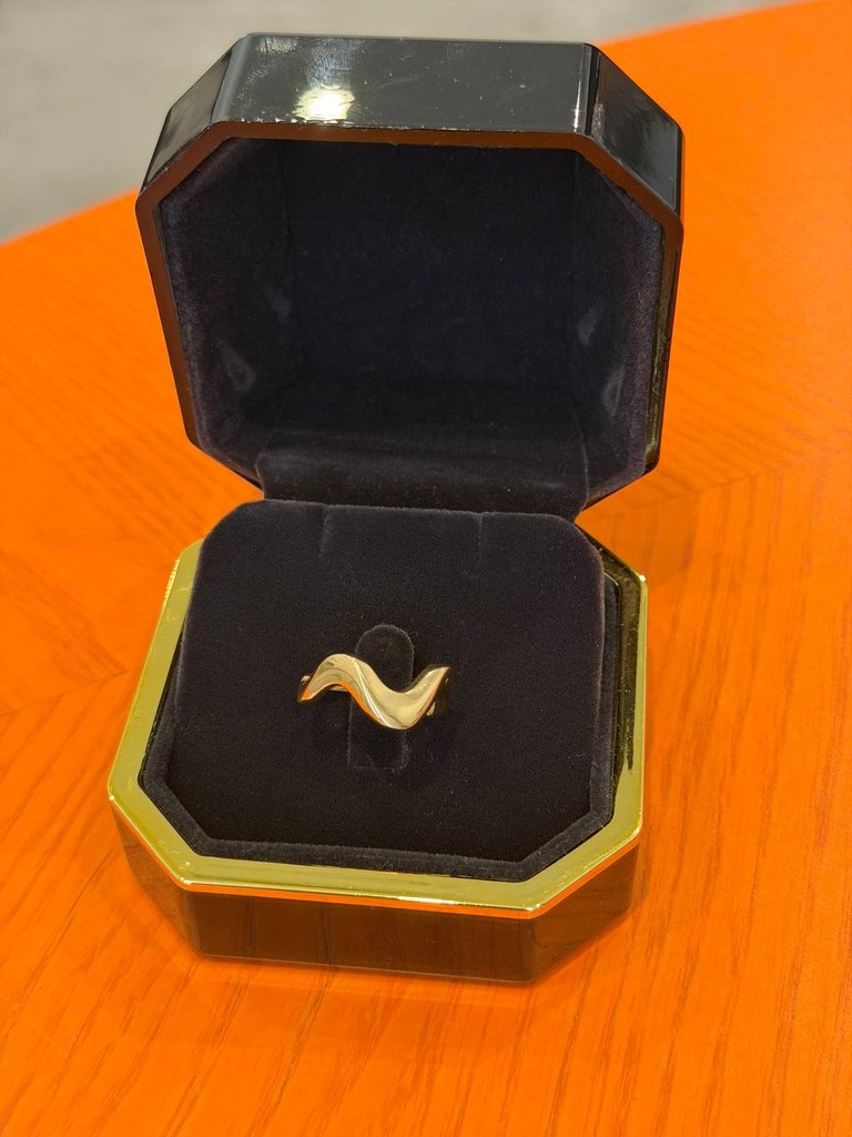 Wave ring