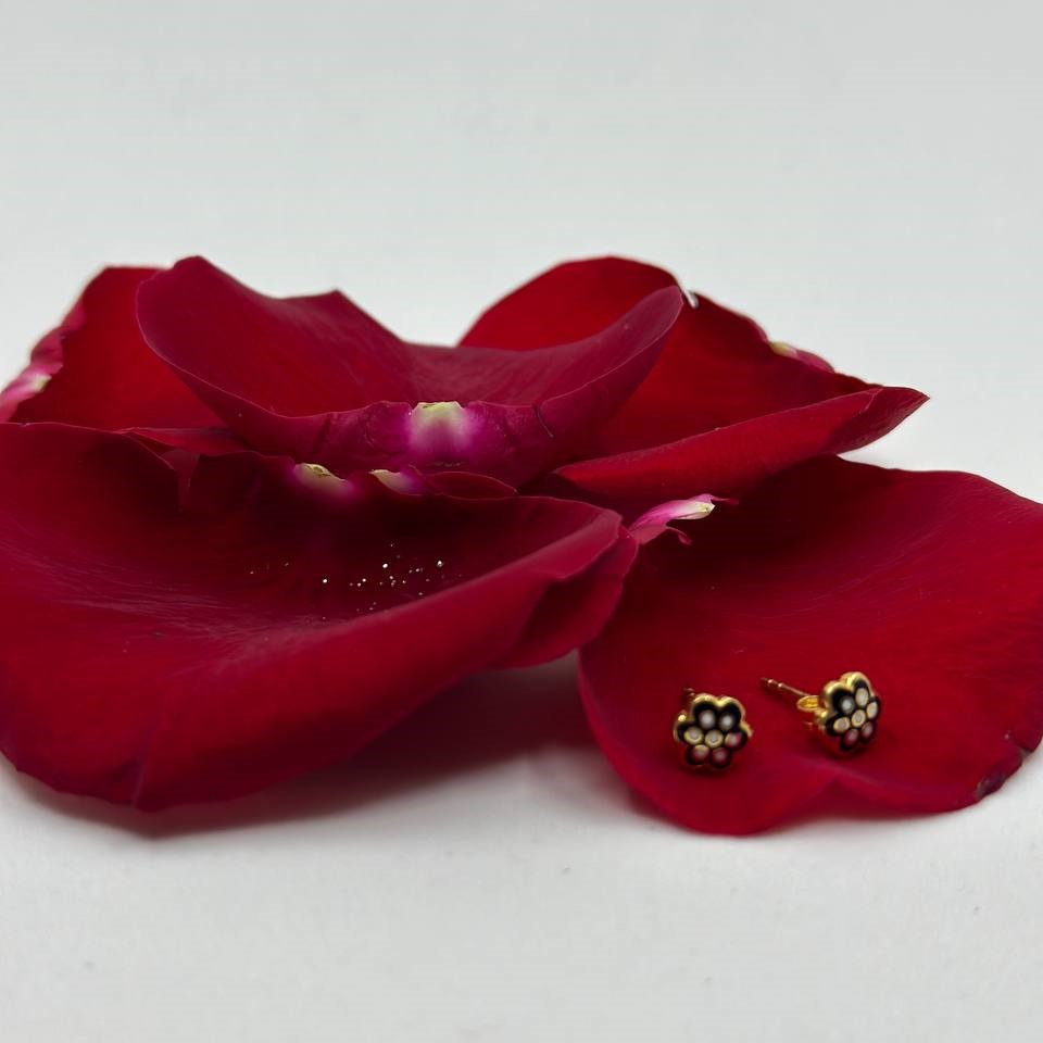 Black flower earrings