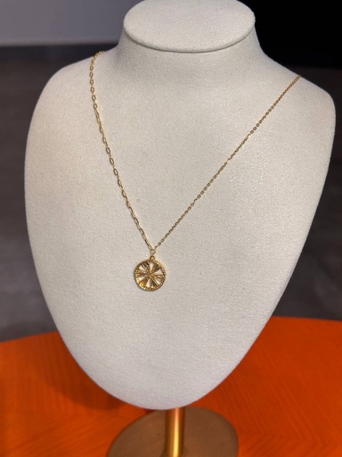 Circle flower necklace 3D