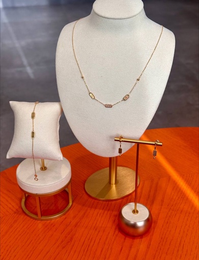 مجموعة الهالة الذهبية