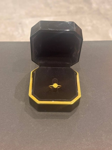 Sunflower ring