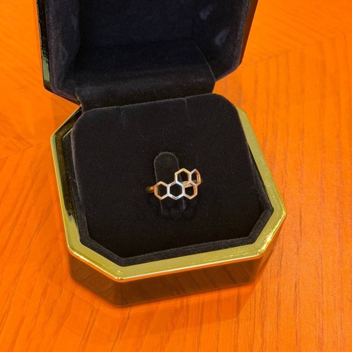Honeycomb ring 3
