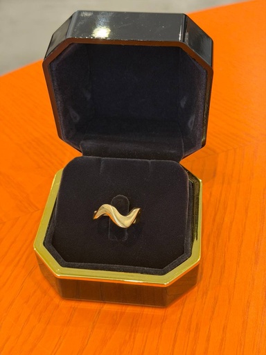 Wave ring